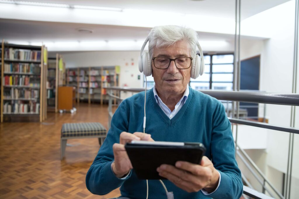 Dispositivos de monitoreo para el adulto mayor.